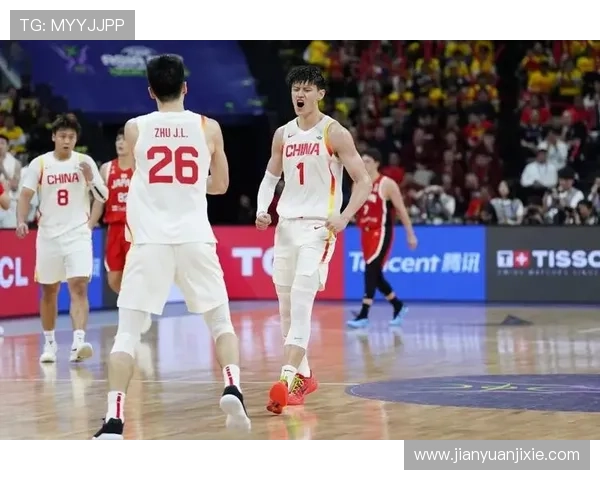 中国篮球队逆袭胜日本队 力压对手挺进亚洲杯决赛 中国篮球队逆袭胜日本队 力压对手挺进亚洲杯决赛