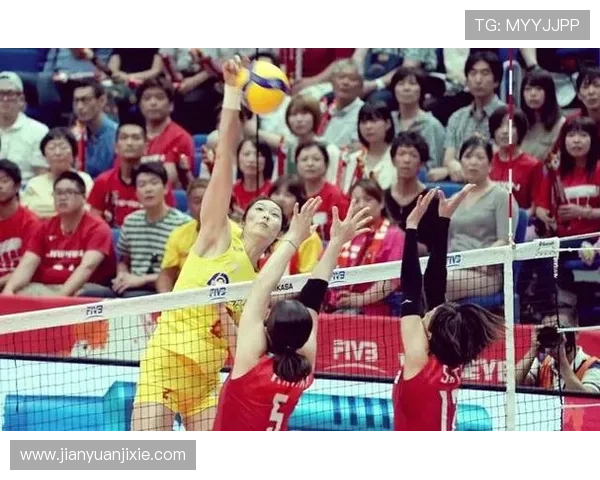 中国女排连胜劲敌展现强大实力奋力冲击世界锦标赛冠军荣耀 中国女排连胜劲敌展现强大实力奋力冲击世界锦标赛冠军荣耀