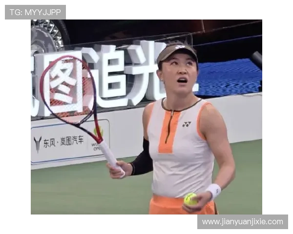 网球赛场风云再起 世界排名争夺激烈 国内选手表现亮眼 网球赛场风云再起 世界排名争夺激烈 国内选手表现亮眼