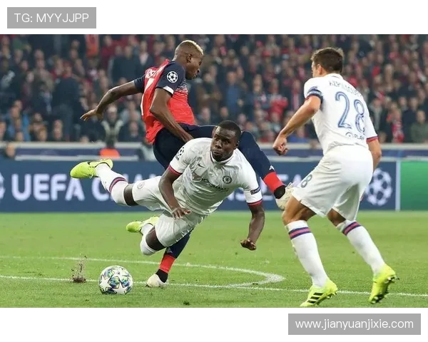 昂热俱乐部宣布新任主教练上任并计划加强球队阵容深度