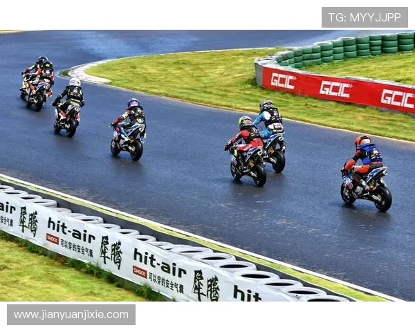 摩托GP赛季风云再起 车手争冠激战揭幕赛事引关注